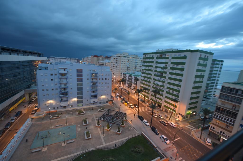 Apartments Vistas Mar Bahia 加的斯 客房 照片