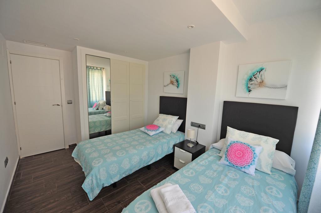 Apartments Vistas Mar Bahia 加的斯 外观 照片